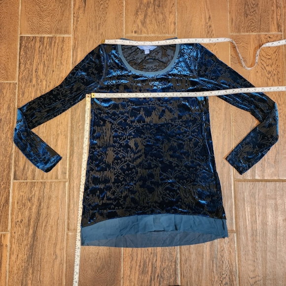 Simply Vera XS burnout semi sheer teal blue velvet long sleeve Top - Picture 10 of 12